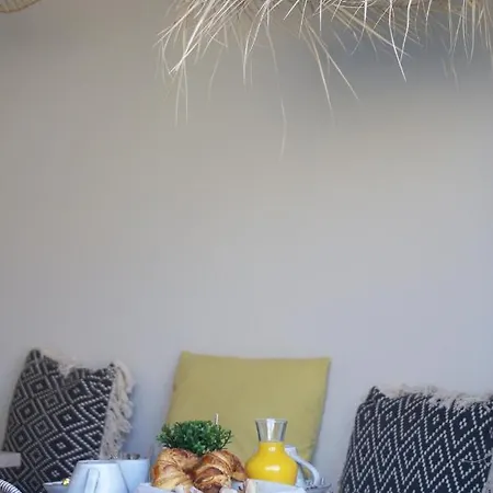 La Maison Du Potier Bed & Breakfast